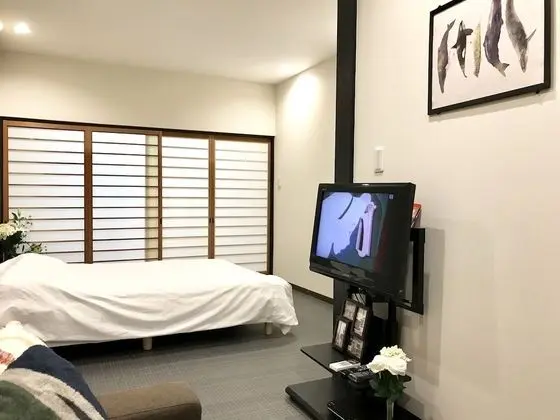 Ev (Vacation Home)