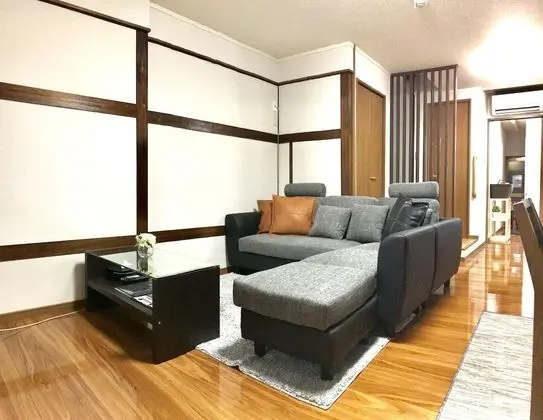 Ev (Vacation Home)