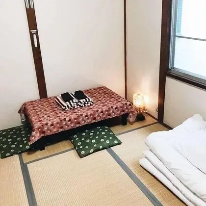 Ev (Private Vacation)