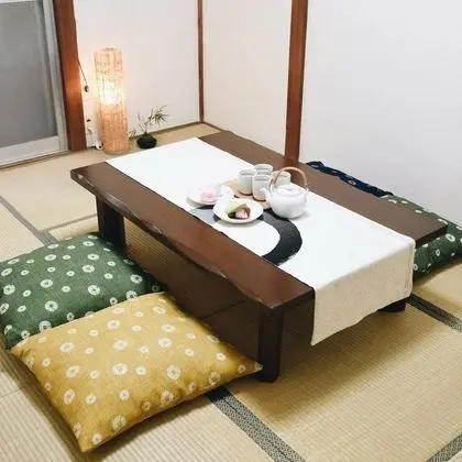 Ev (Private Vacation)