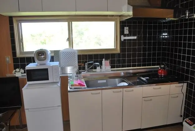 Ev, Sigara İçilmez (Private Vacation)