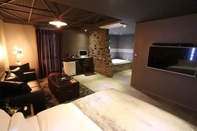 Oda (SUITE (Netflix available / Twin beds )