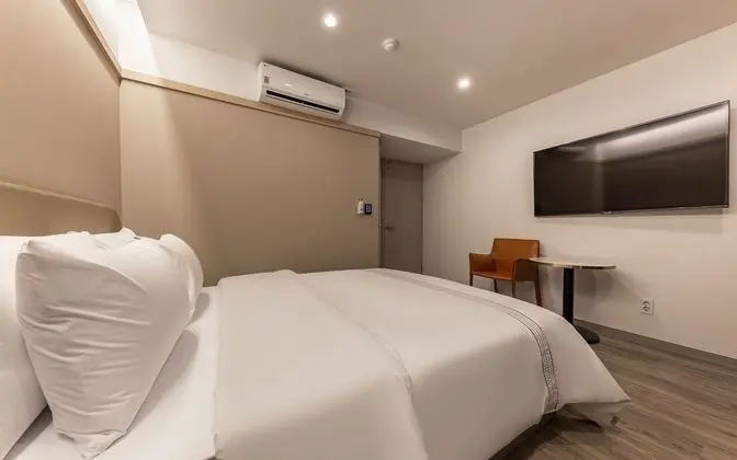 Oda (Couple PC Room (1 Room per 1 Parking )