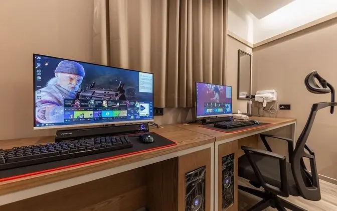 Oda (Couple PC Room (1 Room per 1 Parking )