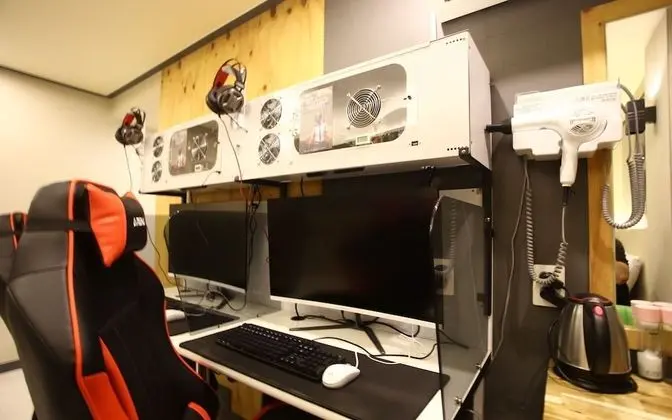 Oda (Game room (PUBG available RTX2060 gam)