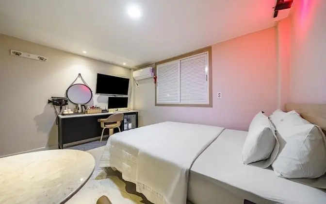 Oda (Standard Room (OTT available))