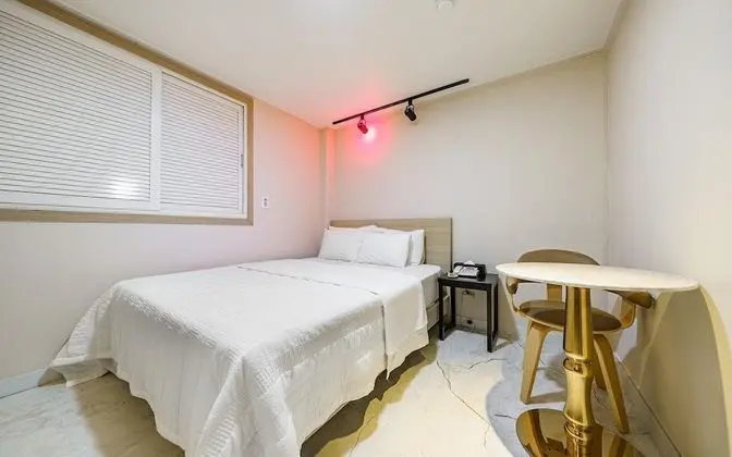 Oda (Standard Room (OTT available))