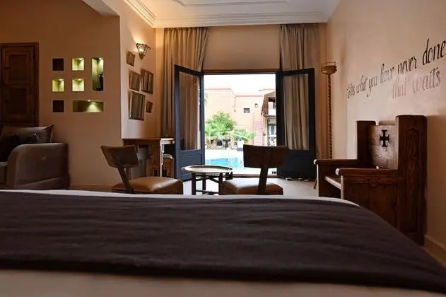 Suite A Theme vue piscine