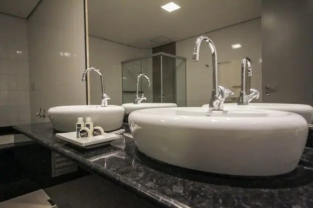 Luxury Oda