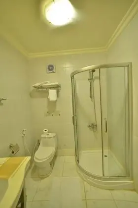 Classic Büyük Yataklı Tek Kişilik Oda, 1 Yatak Odası, Sigara İçilebilir, Şehir Manzaralı