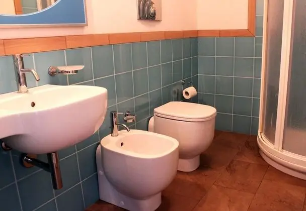 Büyük Yataklı Tek Kişilik Oda