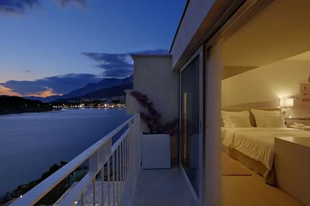 Süit, Deniz Manzaralı