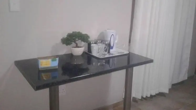 Luxury Tek Büyük Yataklı Oda