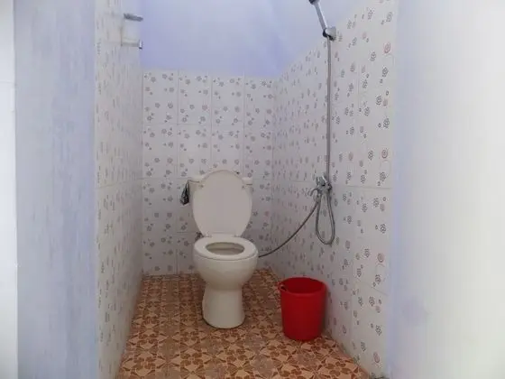 Standard Ev, 1 Büyük (Queen) Boy Yatak, Avlu