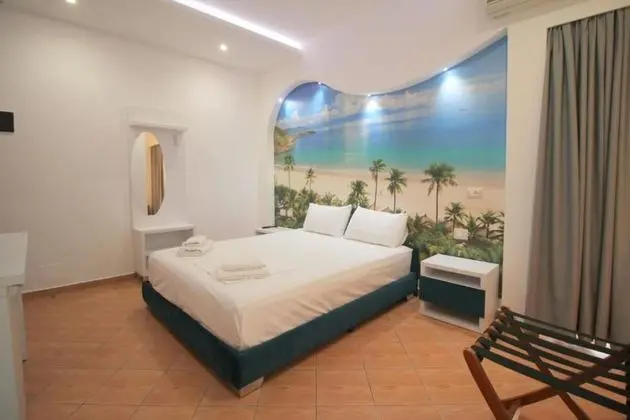 Deluxe Üç Kişilik Oda, Deniz Manzaralı