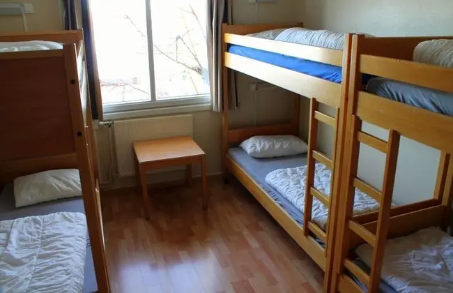 Yatakhanede Yatak Capacity 6 With Shared Bathroom