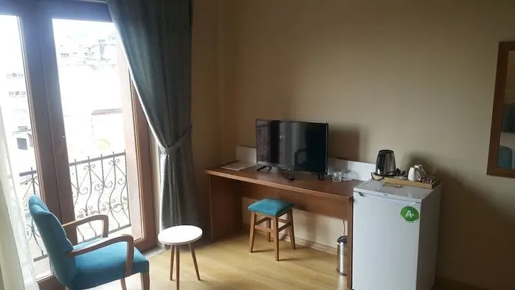 Standard Tek Büyük Yataklı Oda