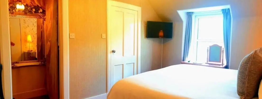 Comfort Tek Büyük Yataklı Oda, Banyolu/Duşlu, Bahçe Manzaralı (Cosy Double Bedroom)