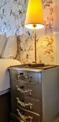 Comfort Tek Büyük Yataklı Oda, Banyolu/Duşlu, Bahçe Manzaralı (Cosy Double Bedroom)