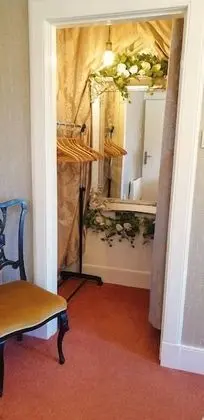 Comfort Tek Büyük Yataklı Oda, Banyolu/Duşlu, Bahçe Manzaralı (Cosy Double Bedroom)