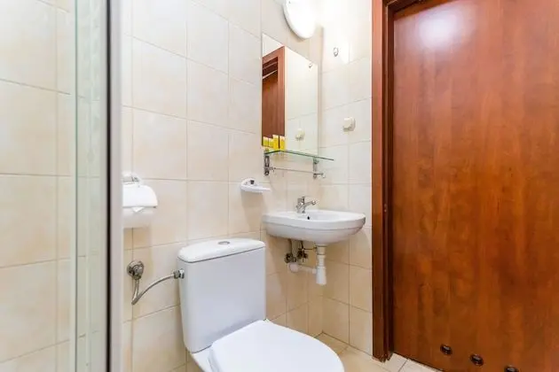 Standard Tek Büyük Yataklı Oda