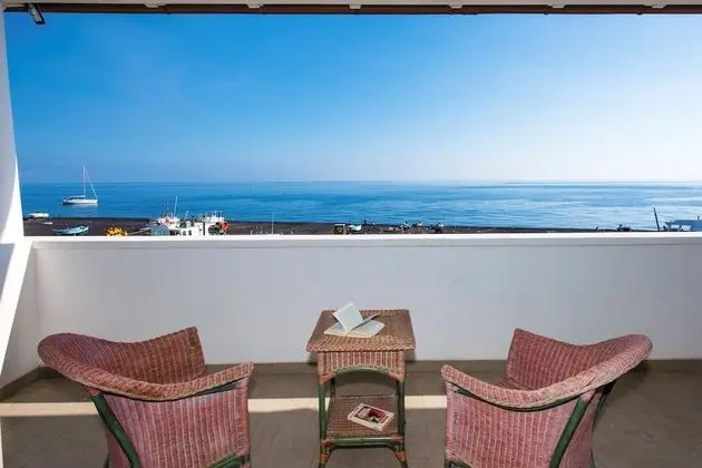 Deluxe Üç Kişilik Oda, Teras, Deniz Manzaralı