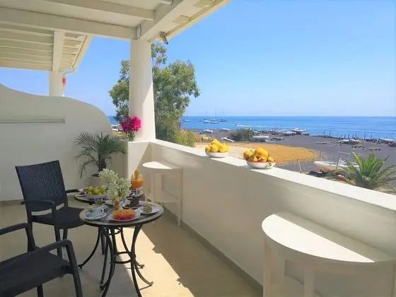 Deluxe Üç Kişilik Oda, Teras, Deniz Manzaralı