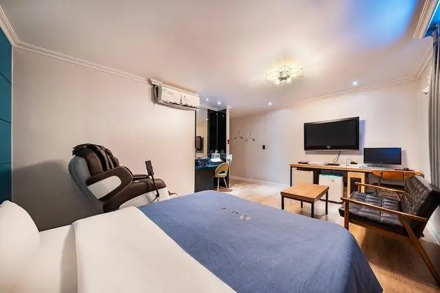 Deluxe Tek Büyük Yataklı Oda