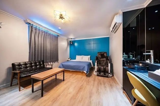 Deluxe Tek Büyük Yataklı Oda