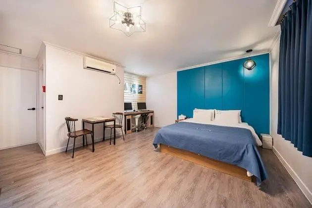 Deluxe Tek Büyük Yataklı Oda