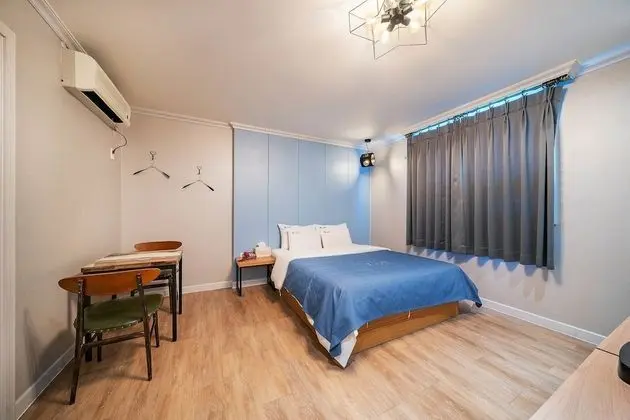 Standard Tek Büyük Yataklı Oda