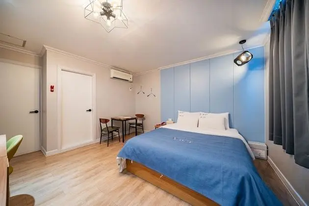 Standard Tek Büyük Yataklı Oda