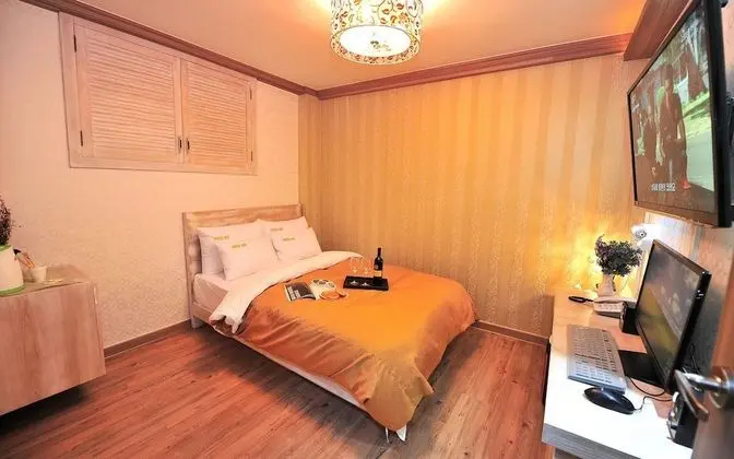 Deluxe Tek Büyük Yataklı Oda