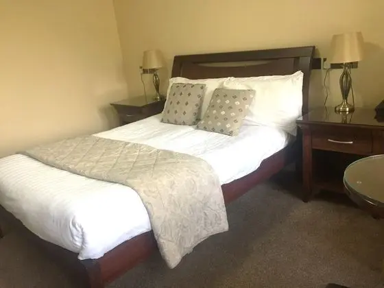 Tek Büyük Yataklı Oda