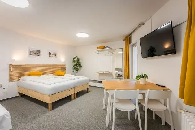 Family Apart Daire, 2 Yatak Odası, Balkon, Avlu Manzaralı