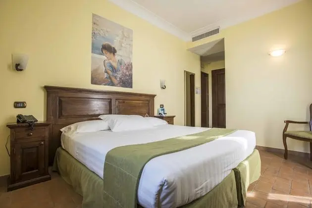 Deluxe Tek Büyük Yataklı Oda, Balkon, Vadi Manzaralı (Isotta)