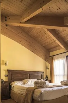 Deluxe Tek Büyük Yataklı Oda, Sıcak Su Küveti (Romantic)