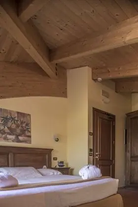 Deluxe Tek Büyük Yataklı Oda, Sıcak Su Küveti (Romantic)