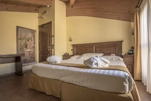 Deluxe Tek Büyük Yataklı Oda, Sıcak Su Küveti (Romantic)
