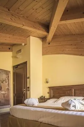 Deluxe Tek Büyük Yataklı Oda, Sıcak Su Küveti (Romantic)