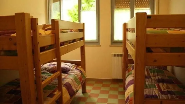 Ortak Ranzalı Oda, Sadece kadınlar için