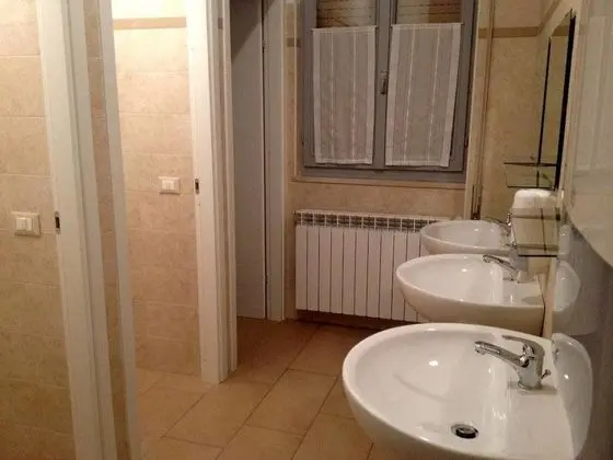 Ortak Ranzalı Oda, Sadece kadınlar için