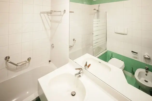 Ortak Ranzalı Oda, Sadece kadınlar için (5 people)