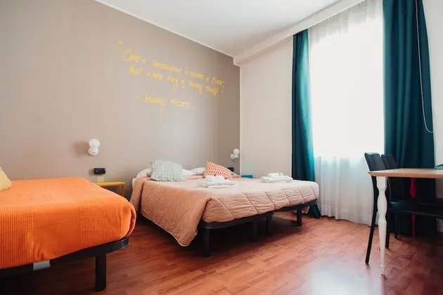 Üç Kişilik Oda (private)