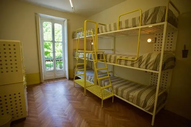 Ortak Ranzalı Oda, Sadece kadınlar için (6 pax)