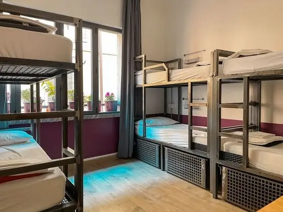 Ortak Ranzalı Oda, Karma Ranzalı Oda, Banyolu/Duşlu (6 people)