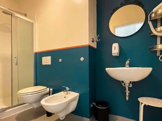 Ortak Ranzalı Oda, Karma Ranzalı Oda, Banyolu/Duşlu (6 people)