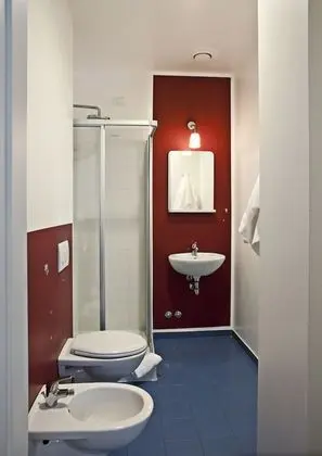 Ortak Ranzalı Oda, Karma Ranzalı Oda, Banyolu/Duşlu (8 people)