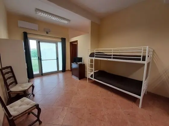 Basic Dört Kişilik Oda, Birden Çok Yatak, Banyolu/Duşlu