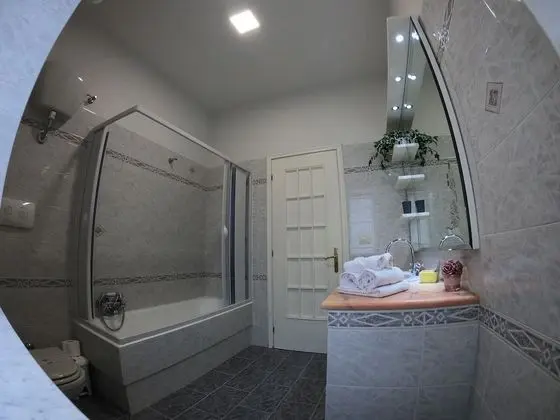 Family Dört Kişilik Oda